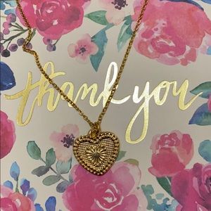 Anthropologie style Gold heart necklace💛